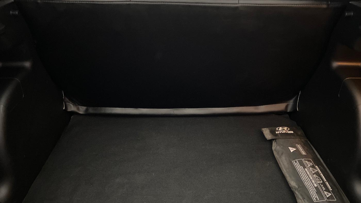 2022 Hyundai VENUE S+ 1.2, Petrol, Manual, 22,178 km, Boot Inside