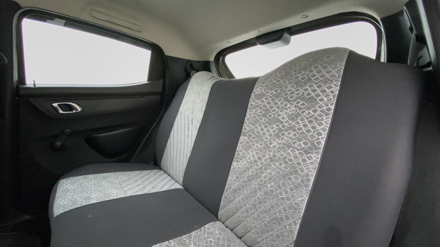 2018 Renault Kwid RXT 1.0 EASY-R AT OPTION, Petrol, Automatic, 67,850 km, Right Side Rear Door Cabin