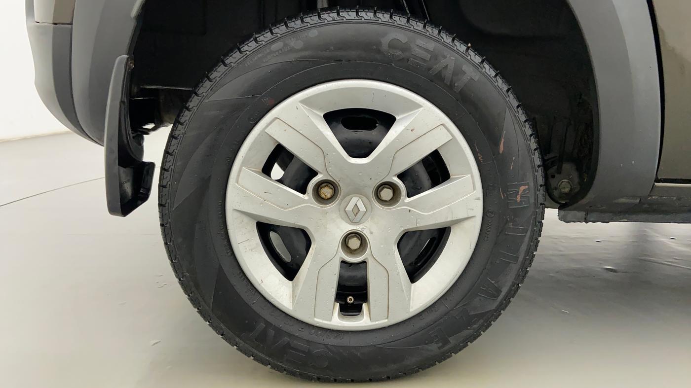 2018 Renault Kwid RXT 1.0 EASY-R AT OPTION, Petrol, Automatic, 67,850 km, Right Rear Wheel