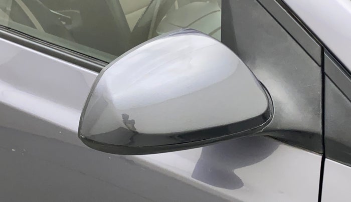2018 Hyundai Grand i10 MAGNA 1.2 KAPPA VTVT, CNG, Manual, 94,340 km, Right rear-view mirror - Mirror movement not proper