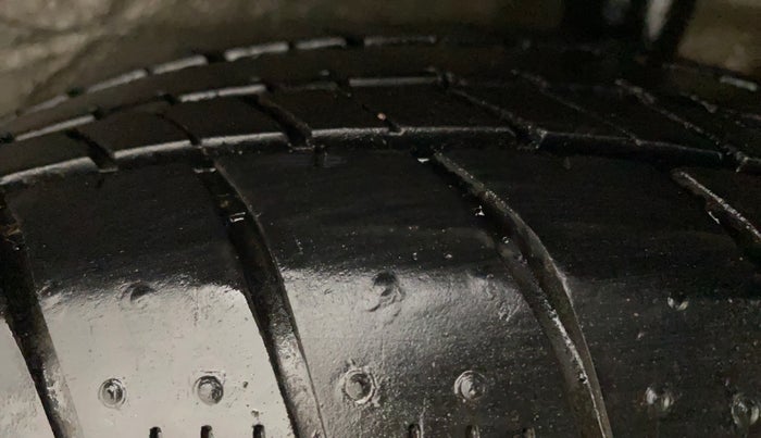 2015 Maruti Celerio VXI AMT, Petrol, Automatic, 34,285 km, Left Rear Tyre Tread
