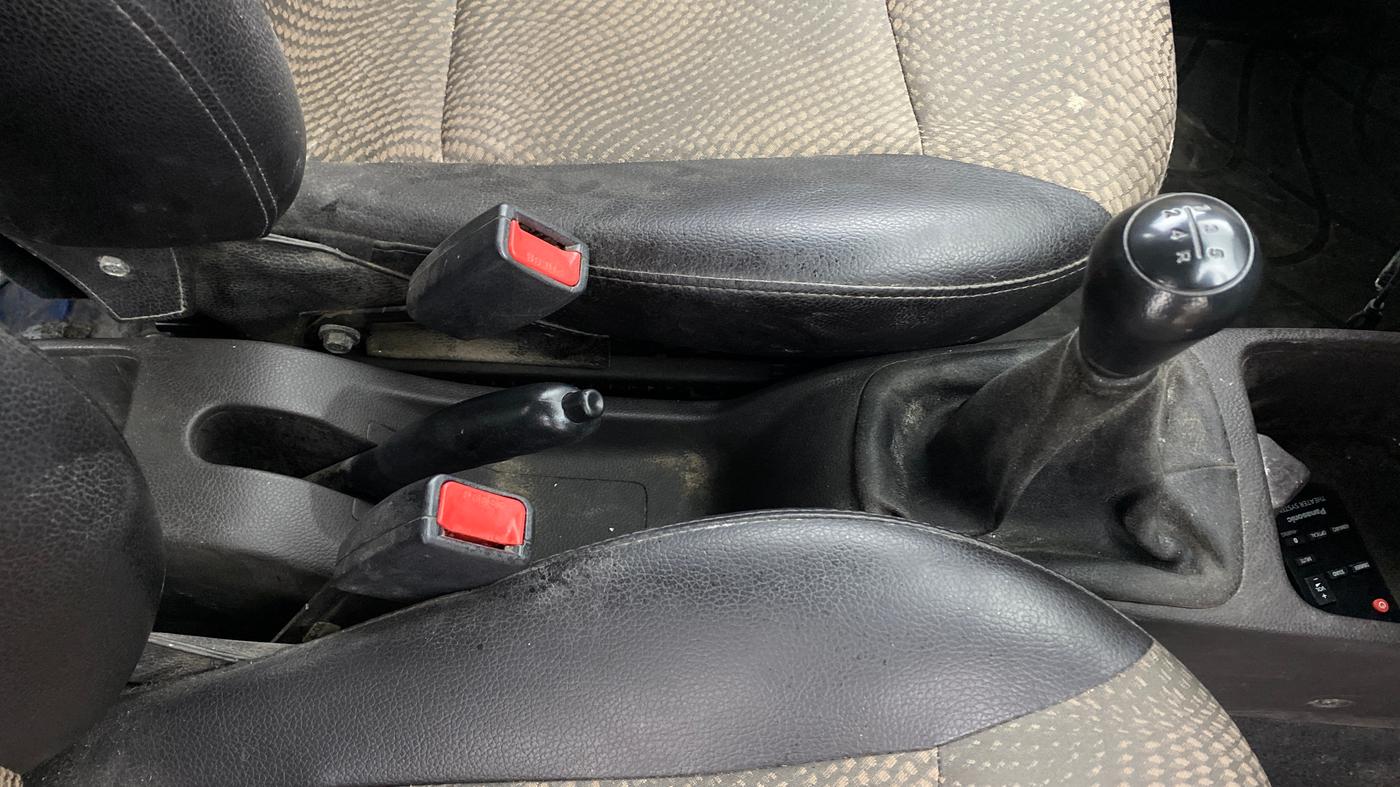 2014 Hyundai Eon MAGNA +, Petrol, Manual, 95,000 km, Gear Lever