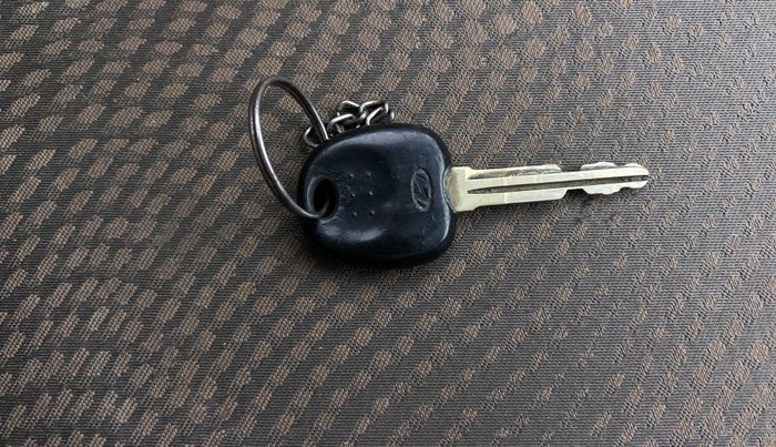 2014 Hyundai Eon MAGNA +, Petrol, Manual, 98,023 km, Key Close Up