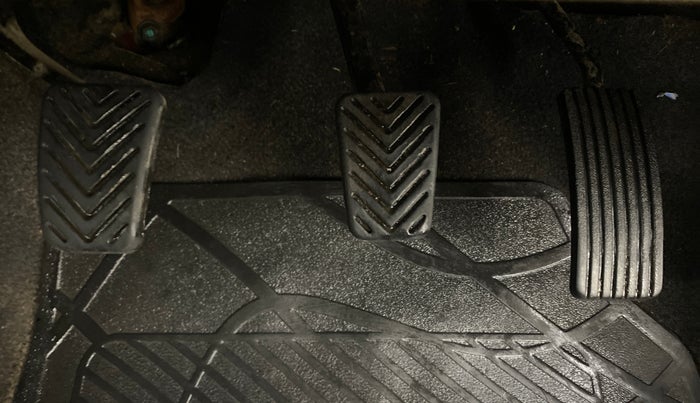 2014 Hyundai Eon MAGNA +, Petrol, Manual, 98,023 km, Pedals