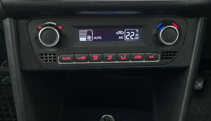 2021 Volkswagen Polo COMFORTLINE 1.0 TSI MT, Petrol, Manual, 13,703 km, Automatic Climate Control