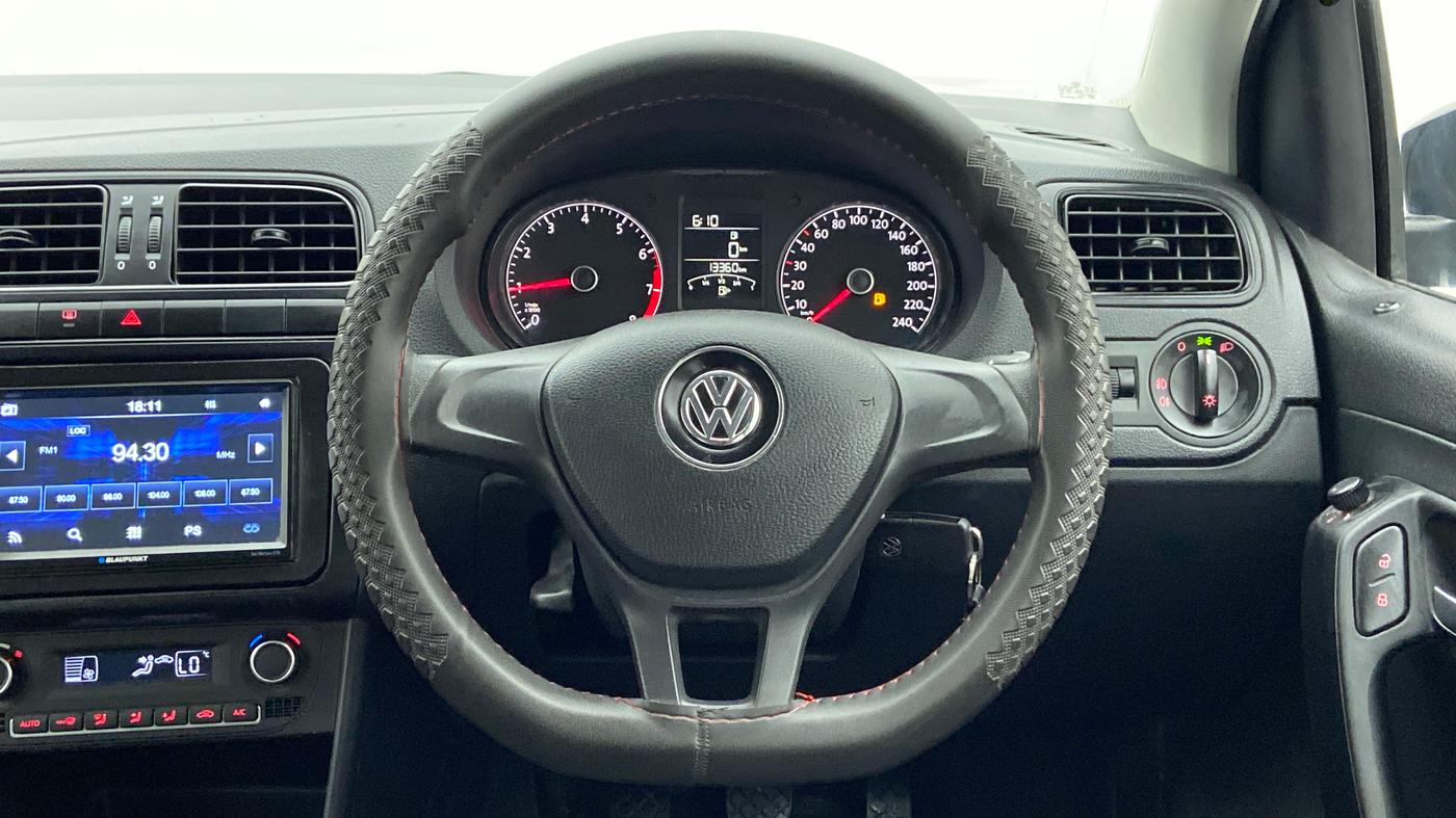 2021 Volkswagen Polo COMFORTLINE 1.0 TSI MT, Petrol, Manual, 13,703 km, Steering Wheel Close Up