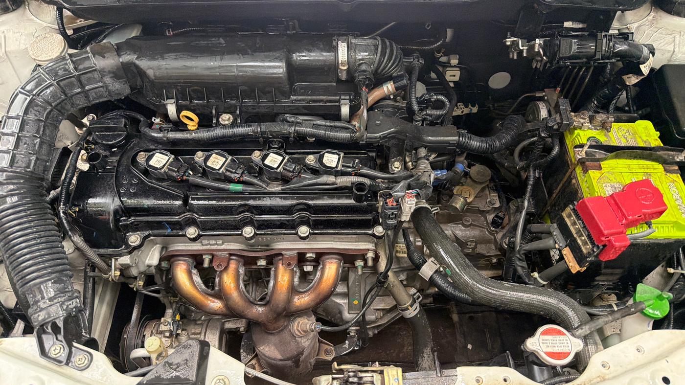 2020 Maruti Swift LXI, Petrol, Manual, 47,359 km, Engine View
