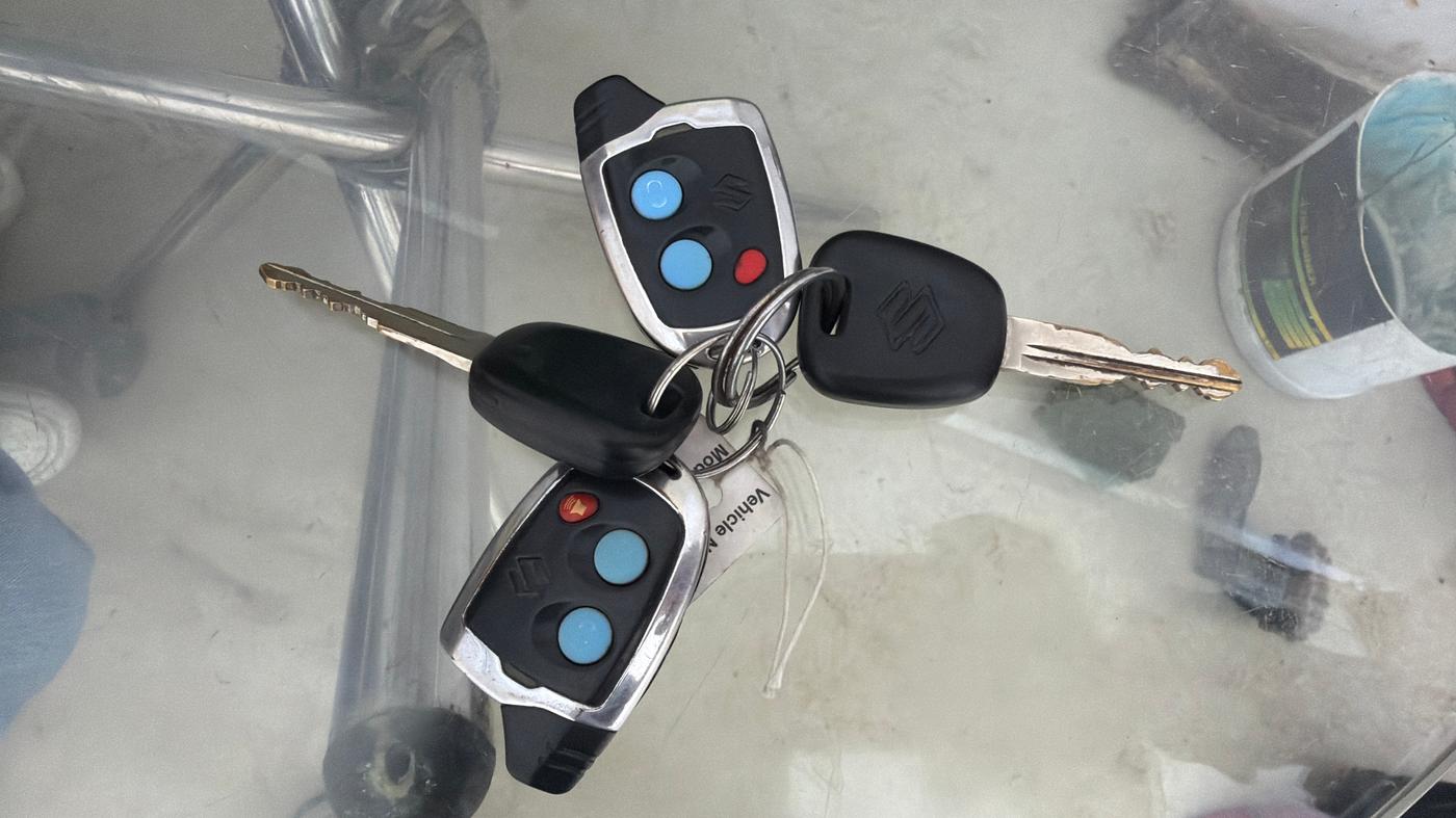 2020 Maruti Swift LXI, Petrol, Manual, 47,359 km, Key Close Up