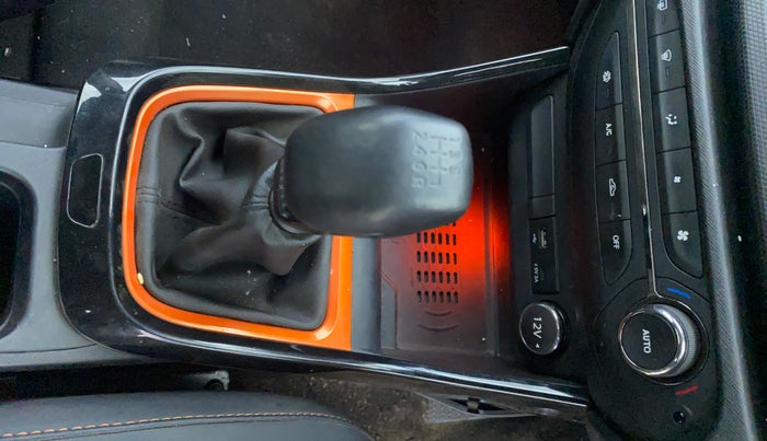 2024 Tata ALTROZ Racer R3, Petrol, Manual, 5,402 km, Gear Lever