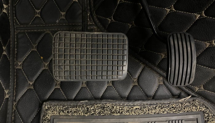 2023 Tata Tiago XTA PETROL, Petrol, Automatic, 29,437 km, Pedals