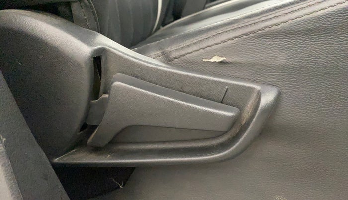 2019 Maruti S PRESSO VXI PLUS AMT, Petrol, Automatic, 40,213 km, Driver Side Adjustment Panel