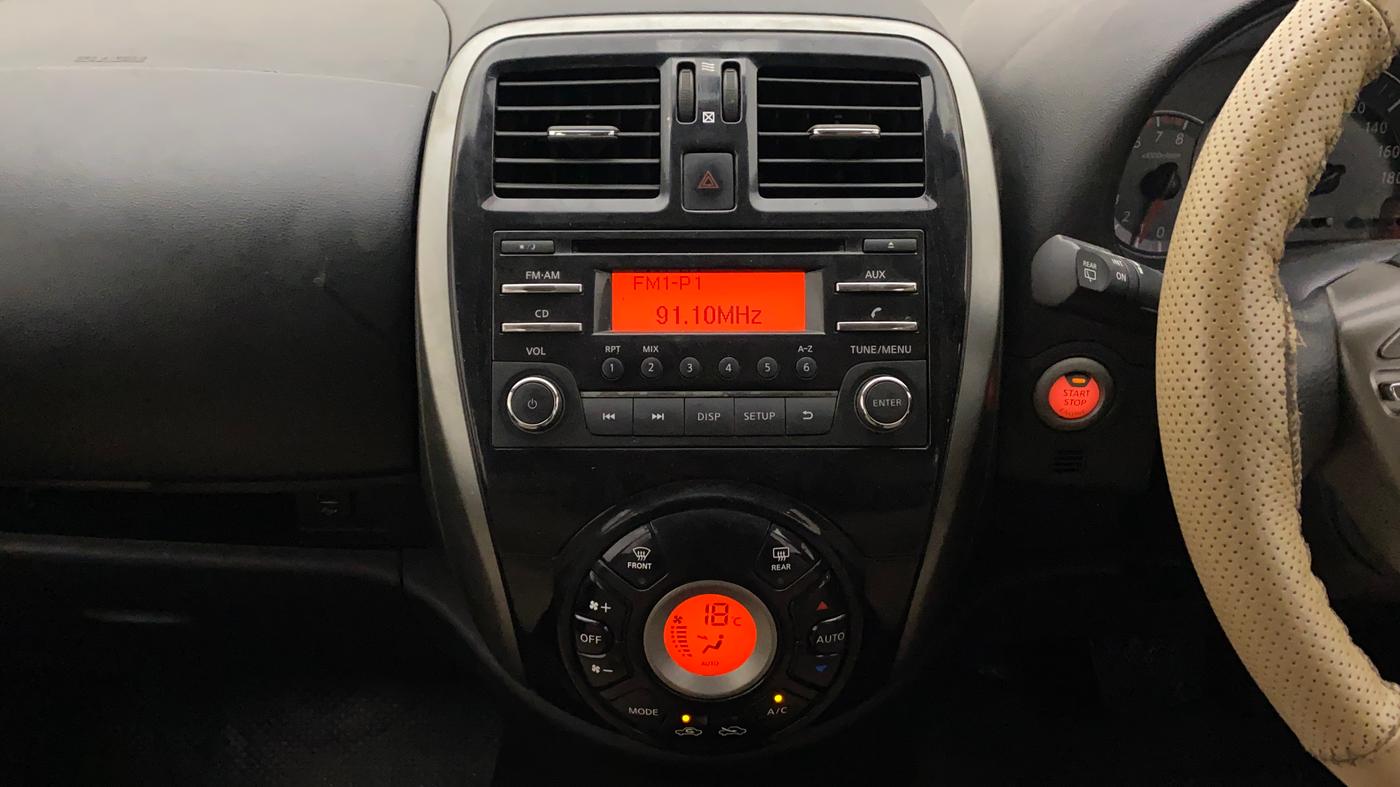 2017 Nissan Micra XV CVT, Petrol, Automatic, 71,469 km, Air Conditioner