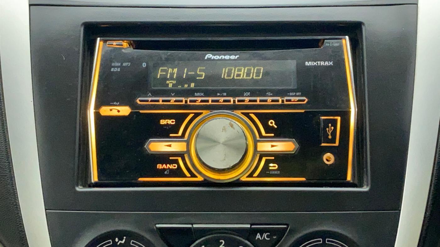 2017 Maruti Celerio VXI CNG, CNG, Manual, 1,17,270 km, Infotainment System