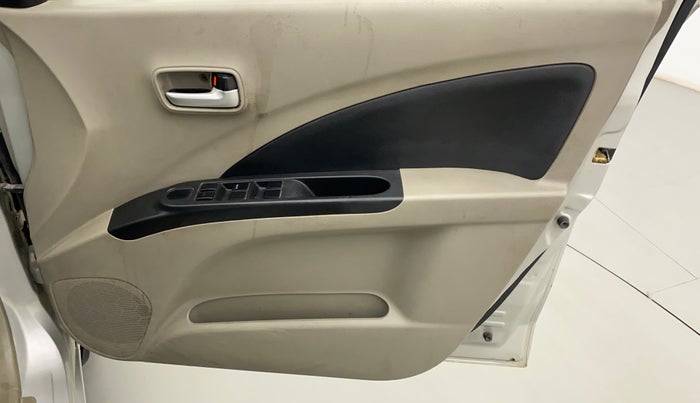 2017 Maruti Celerio VXI CNG, CNG, Manual, 1,17,270 km, Driver Side Door Panels Control