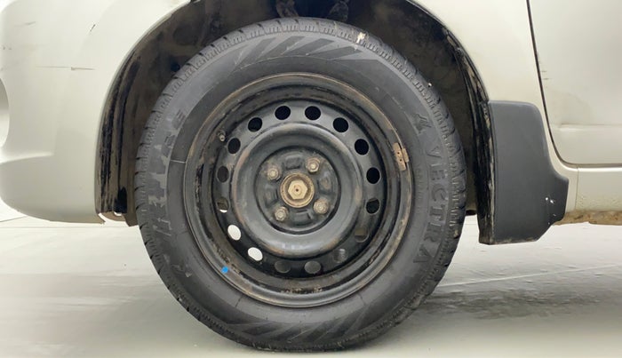 2017 Maruti Celerio VXI CNG, CNG, Manual, 1,17,270 km, Left Front Wheel
