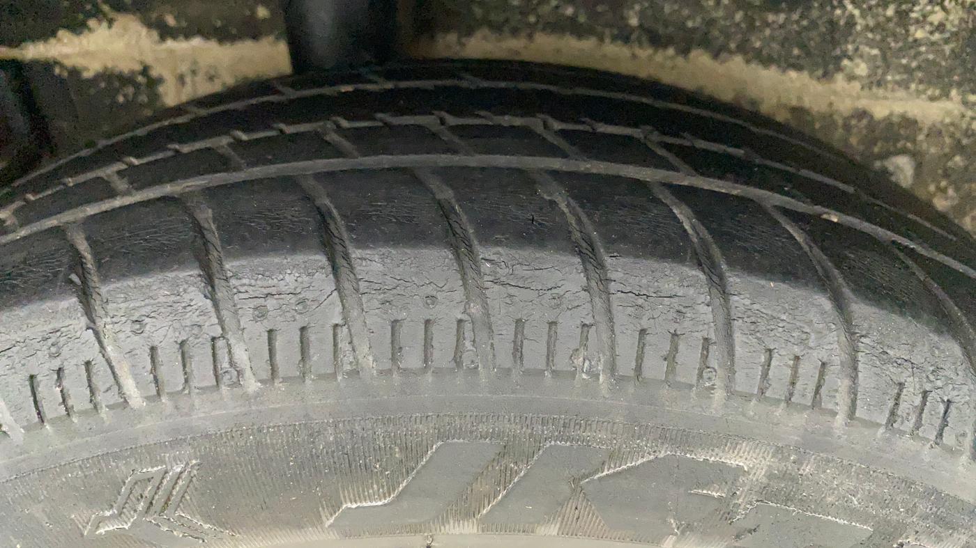 2017 Maruti Celerio VXI CNG, CNG, Manual, 1,17,270 km, Right Rear Tyre Tread