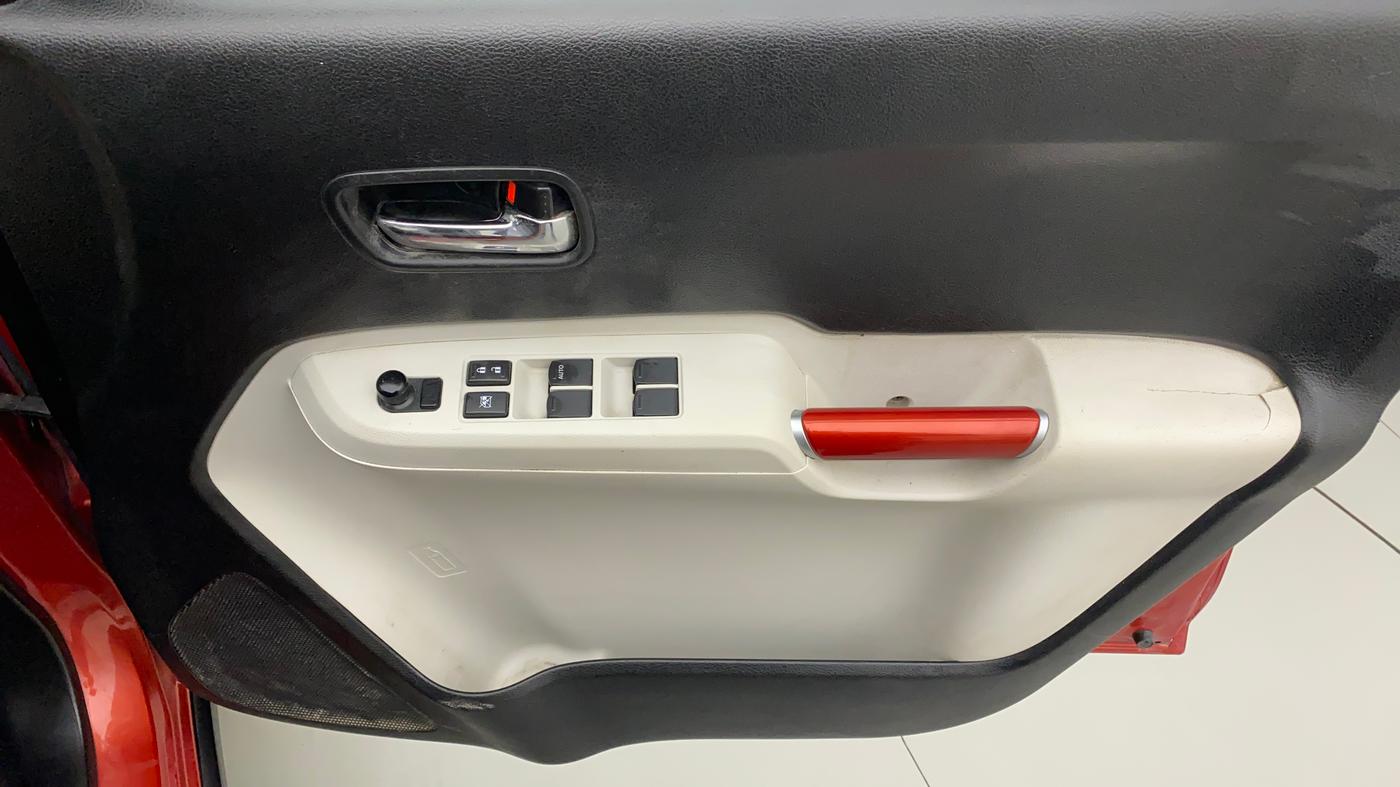2017 Maruti IGNIS ZETA 1.2 AMT, Petrol, Automatic, 58,257 km, Driver Side Door Panels Control