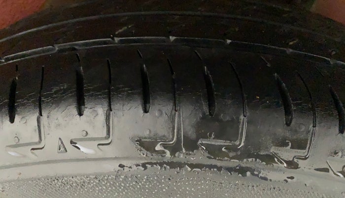 2017 Maruti IGNIS ZETA 1.2 AMT, Petrol, Automatic, 58,257 km, Left Rear Tyre Tread