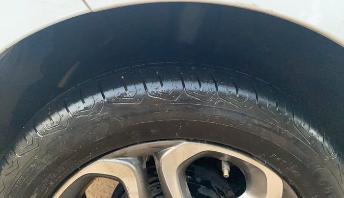 2019 Hyundai Elite i20 ASTA 1.2 (O), Petrol, Manual, 48,927 km, Left Rear Tyre Tread