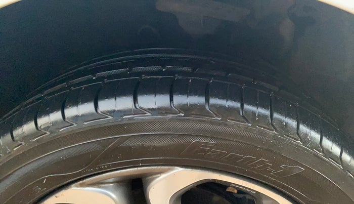 2019 Hyundai Elite i20 ASTA 1.2 (O), Petrol, Manual, 48,927 km, Left Front Tyre Tread