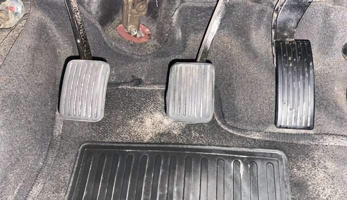 2021 Hyundai NEW SANTRO ASTA MT, Petrol, Manual, 27,904 km, Pedals