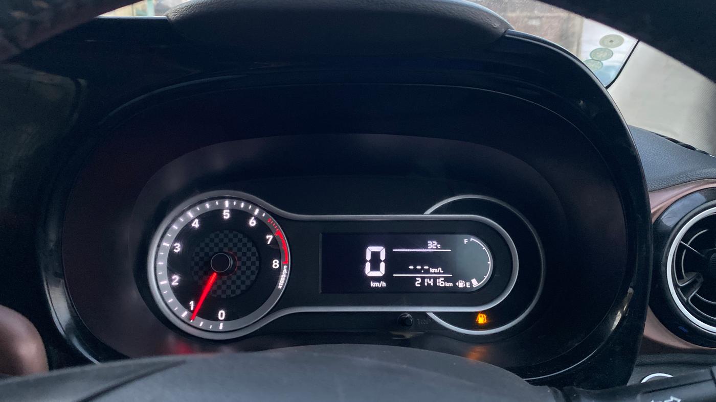 2020 Hyundai AURA SX 1.2 (O), Petrol, Manual, 21,256 km, Odometer Image