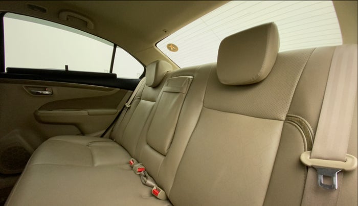 2018 Maruti Ciaz ZETA AT 1.5  SHVS PETROL, Petrol, Automatic, 1,08,941 km, Right Side Rear Door Cabin