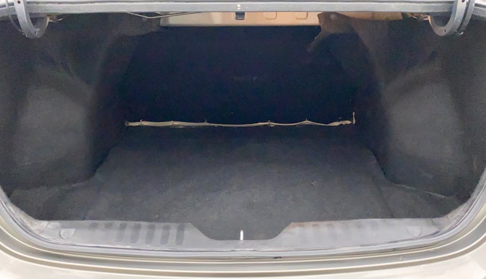 2018 Maruti Ciaz ZETA AT 1.5  SHVS PETROL, Petrol, Automatic, 1,08,941 km, Boot Inside