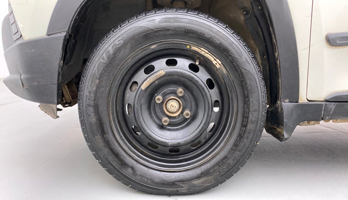 2016 Mahindra Kuv100 K6 5 STR, Petrol, Manual, 99,386 km, Left Front Wheel