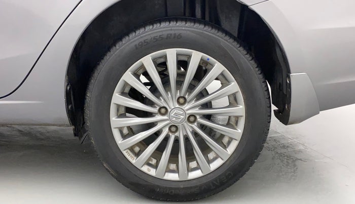 2016 Maruti Ciaz ZXI+, Petrol, Manual, 75,124 km, Left Rear Wheel