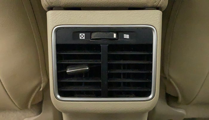 2016 Maruti Ciaz ZXI+, Petrol, Manual, 75,124 km, Rear AC Vents