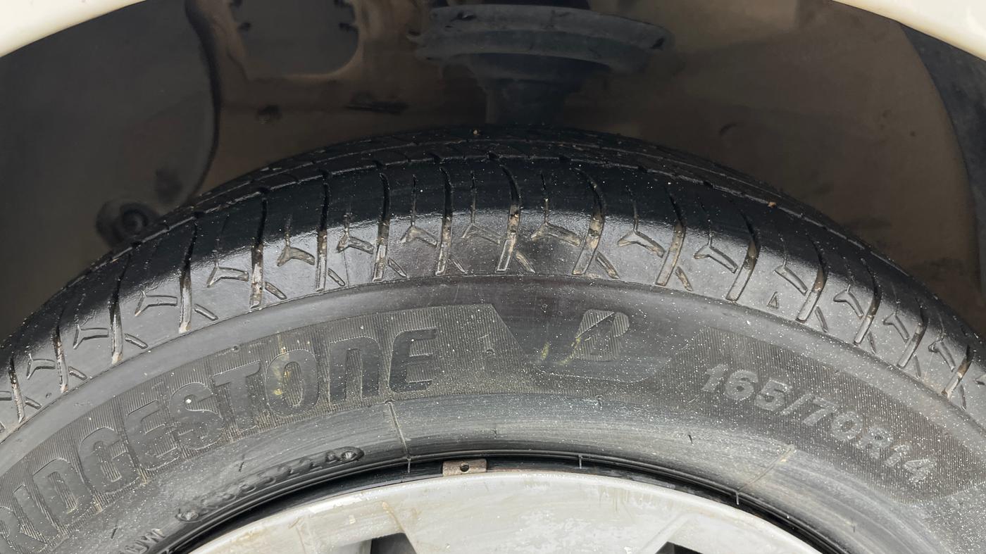 2015 Hyundai Xcent S 1.2, Petrol, Manual, 89,441 km, Left Front Tyre Tread