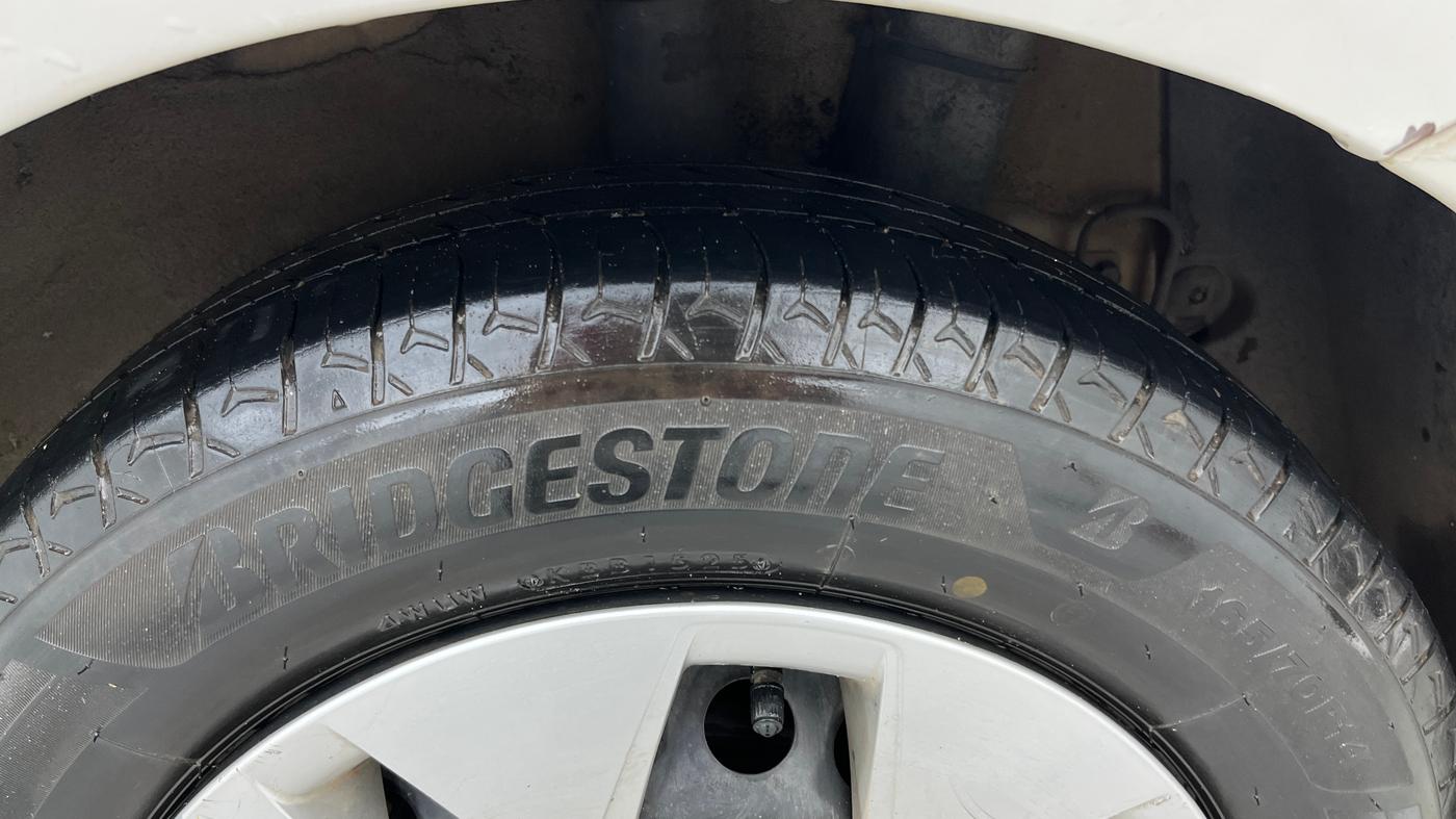2015 Hyundai Xcent S 1.2, Petrol, Manual, 89,441 km, Left Rear Tyre Tread