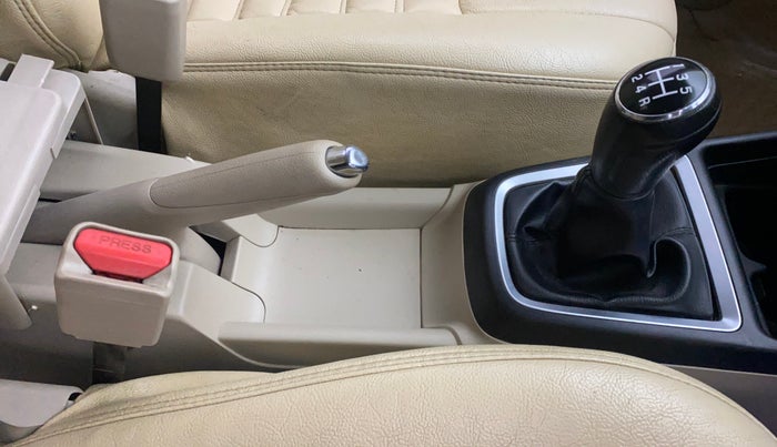2017 Maruti Dzire VXI, Petrol, Manual, 66,543 km, Gear Lever