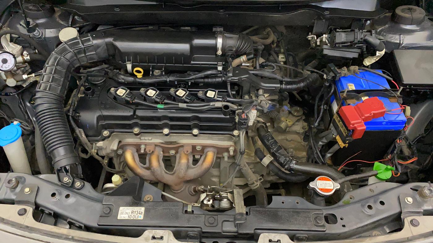 2020 Maruti Swift LXI, CNG, Manual, 1,08,736 km, Engine View