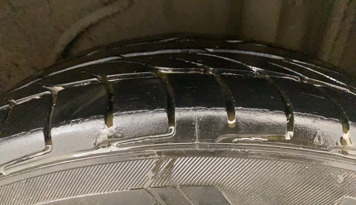 2015 Ford Ecosport TITANIUM 1.5L PETROL, Petrol, Manual, 98,358 km, Left Rear Tyre Tread