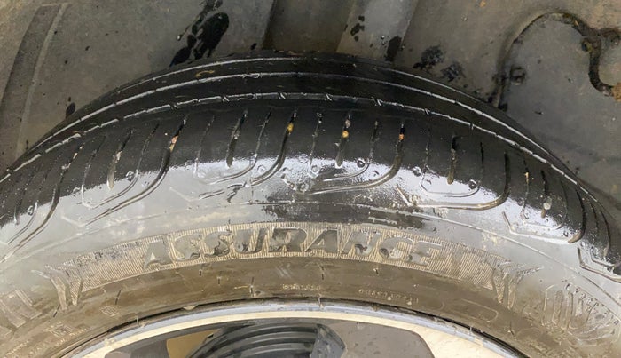 2020 Tata ALTROZ XZ DIESEL, Diesel, Manual, 1,08,010 km, Right Rear Tyre Tread