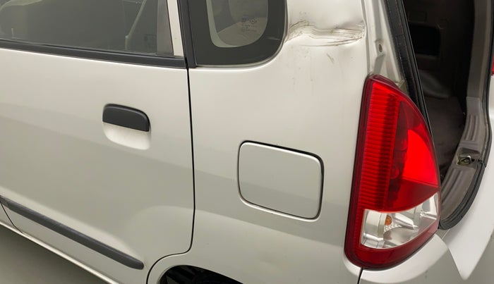 2011 Maruti Zen Estilo LXI, Petrol, Manual, 45,497 km, Left quarter panel - Minor scratches