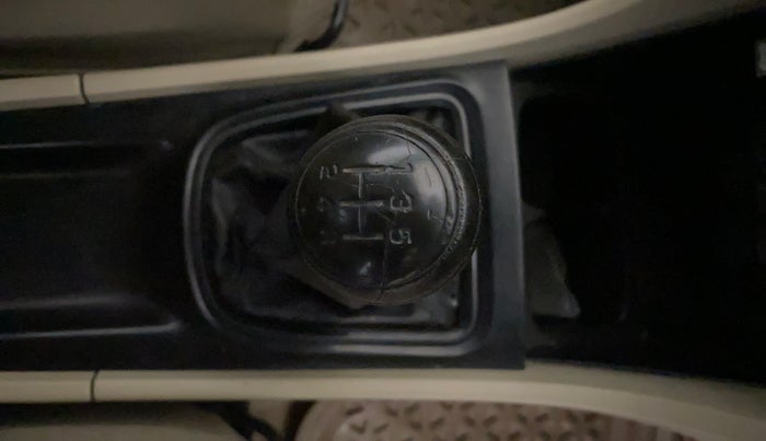 2018 Maruti Ciaz SIGMA 1.5 SHVS MT  PETROL, Petrol, Manual, 64,010 km, Gear Lever