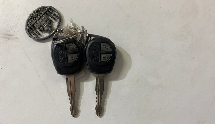 2018 Maruti Ciaz SIGMA 1.5 SHVS MT  PETROL, Petrol, Manual, 64,010 km, Key Close Up