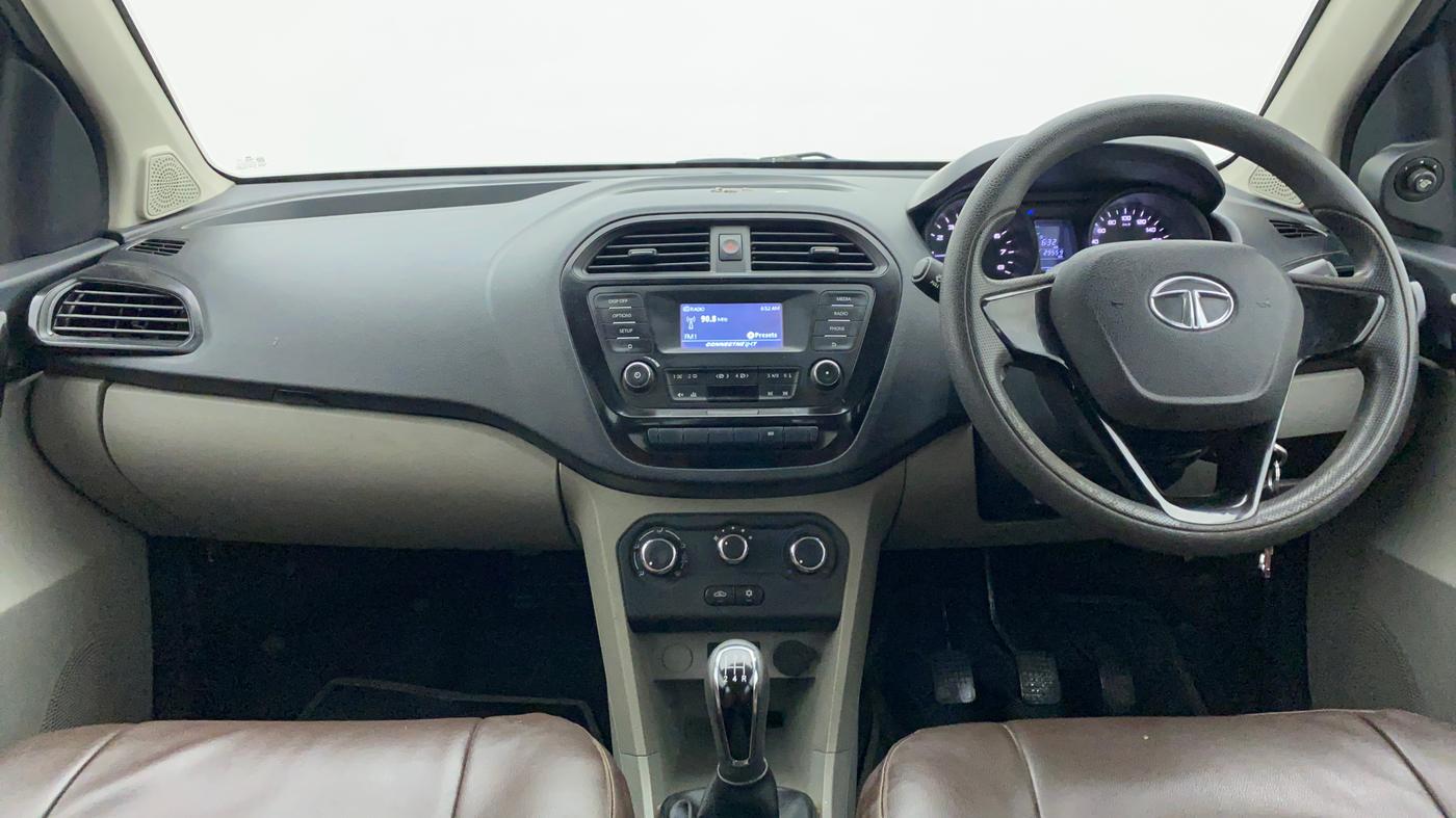 2018 Tata Tiago XT 1.2 REVOTRON, Petrol, Manual, 29,656 km, Dashboard