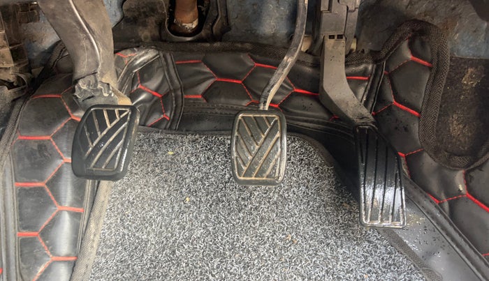 2015 Maruti S Cross ALPHA 1.6, Diesel, Manual, 1,46,543 km, Pedals