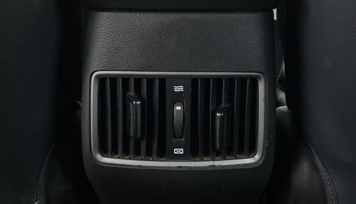 2016 Hyundai Creta SX PLUS AT 1.6 DIESEL, Diesel, Automatic, 1,02,096 km, Rear AC Vents