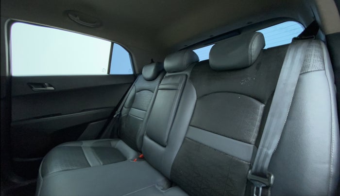 2016 Hyundai Creta SX PLUS AT 1.6 DIESEL, Diesel, Automatic, 1,02,096 km, Right Side Rear Door Cabin