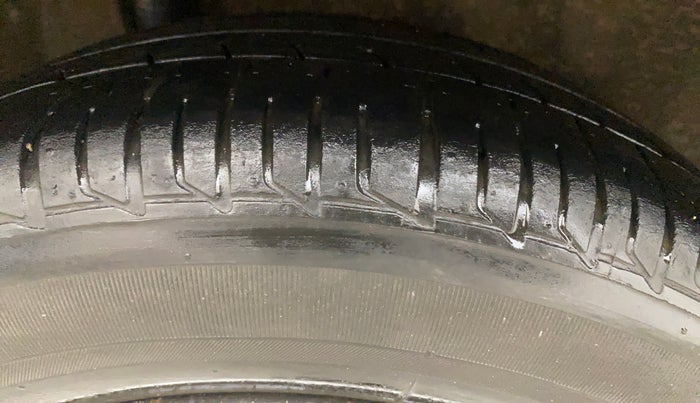 2015 Honda Amaze 1.2L I-VTEC S, Petrol, Manual, 88,931 km, Right Rear Tyre Tread