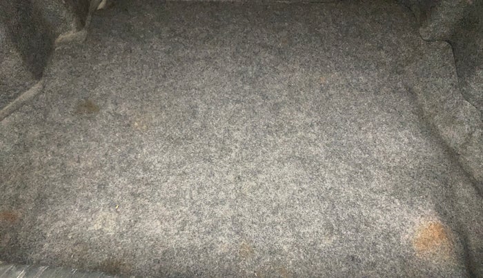 2015 Honda Amaze 1.2L I-VTEC S, Petrol, Manual, 88,931 km, Boot Inside