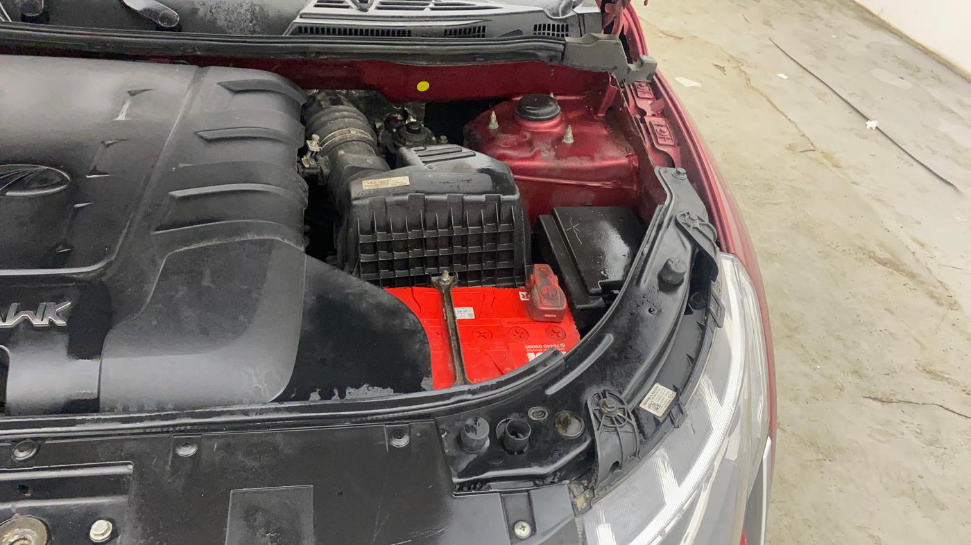 2019 Mahindra XUV500 W9 AT, Diesel, Automatic, 61,586 km, Engine View - Left