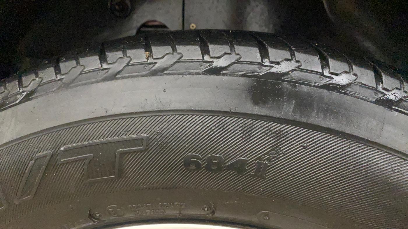 2019 Mahindra XUV500 W9 AT, Diesel, Automatic, 61,586 km, Right Rear Tyre Tread