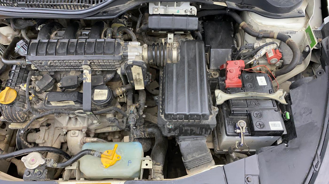 2023 Tata ALTROZ XM PLUS CNG, CNG, Manual, 84,039 km, Engine View - Left