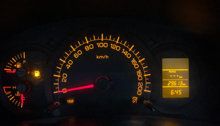 2017 Maruti Swift LXI (O), Petrol, Manual, 29,602 km, Odometer Image